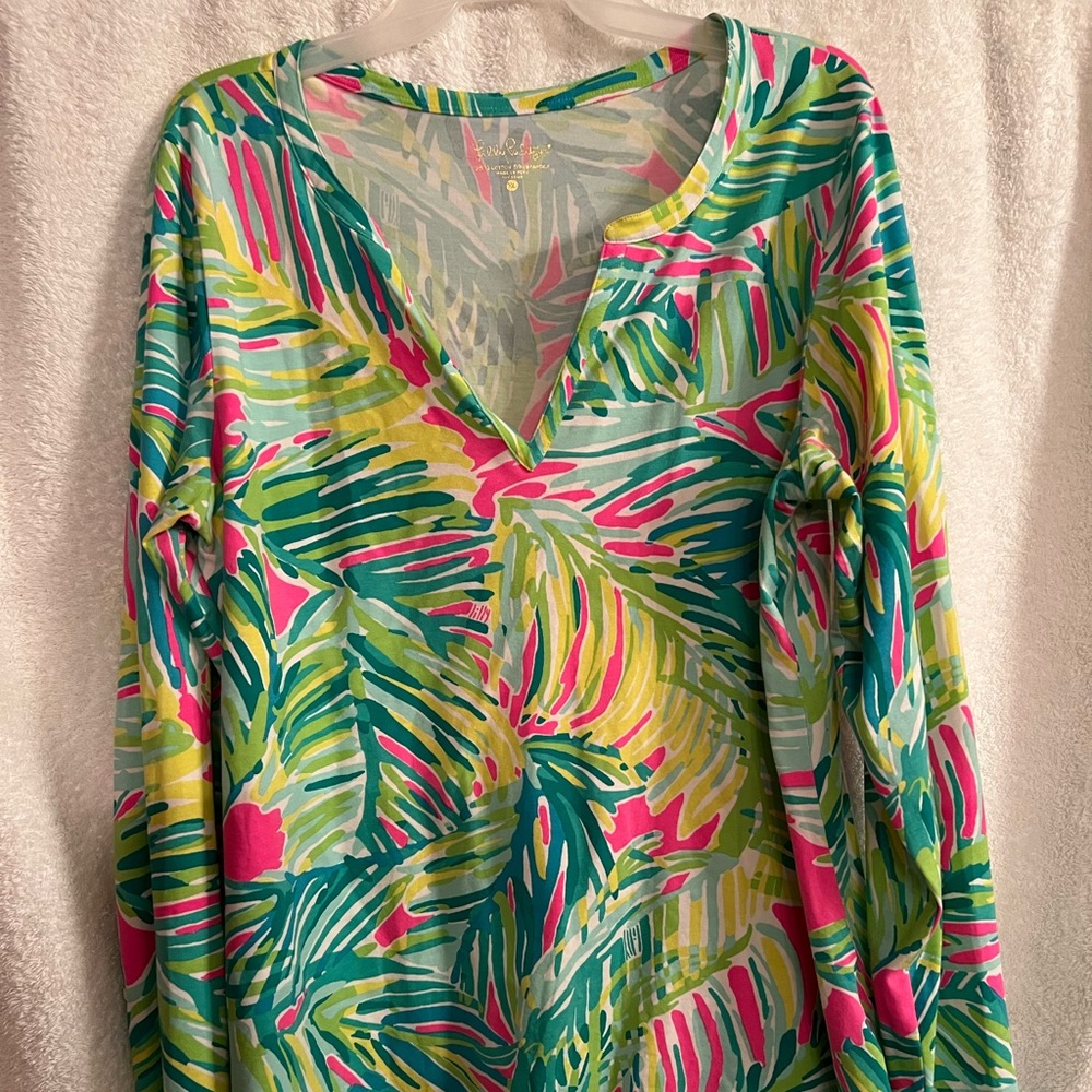 Brand new without tag Lilly Pulitzer long sleeve
